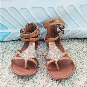 Girls size 2 summer Sandals